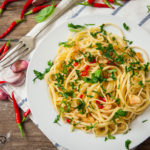 Spaghetti mit Knoblauch und Chilli